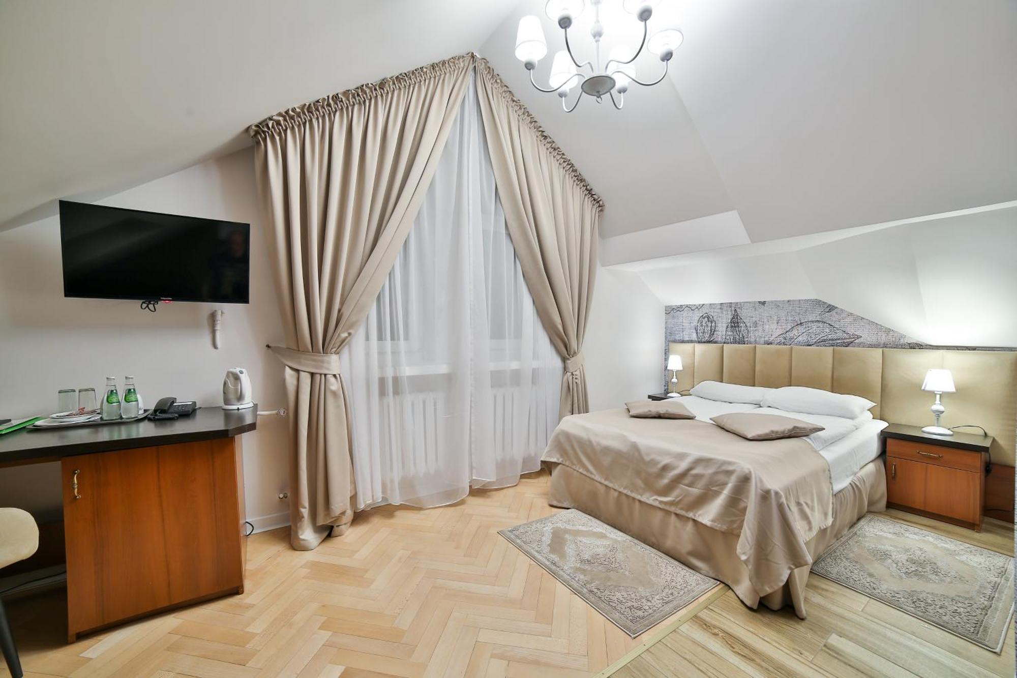 Hotel Wiosna Rabka Exterior photo